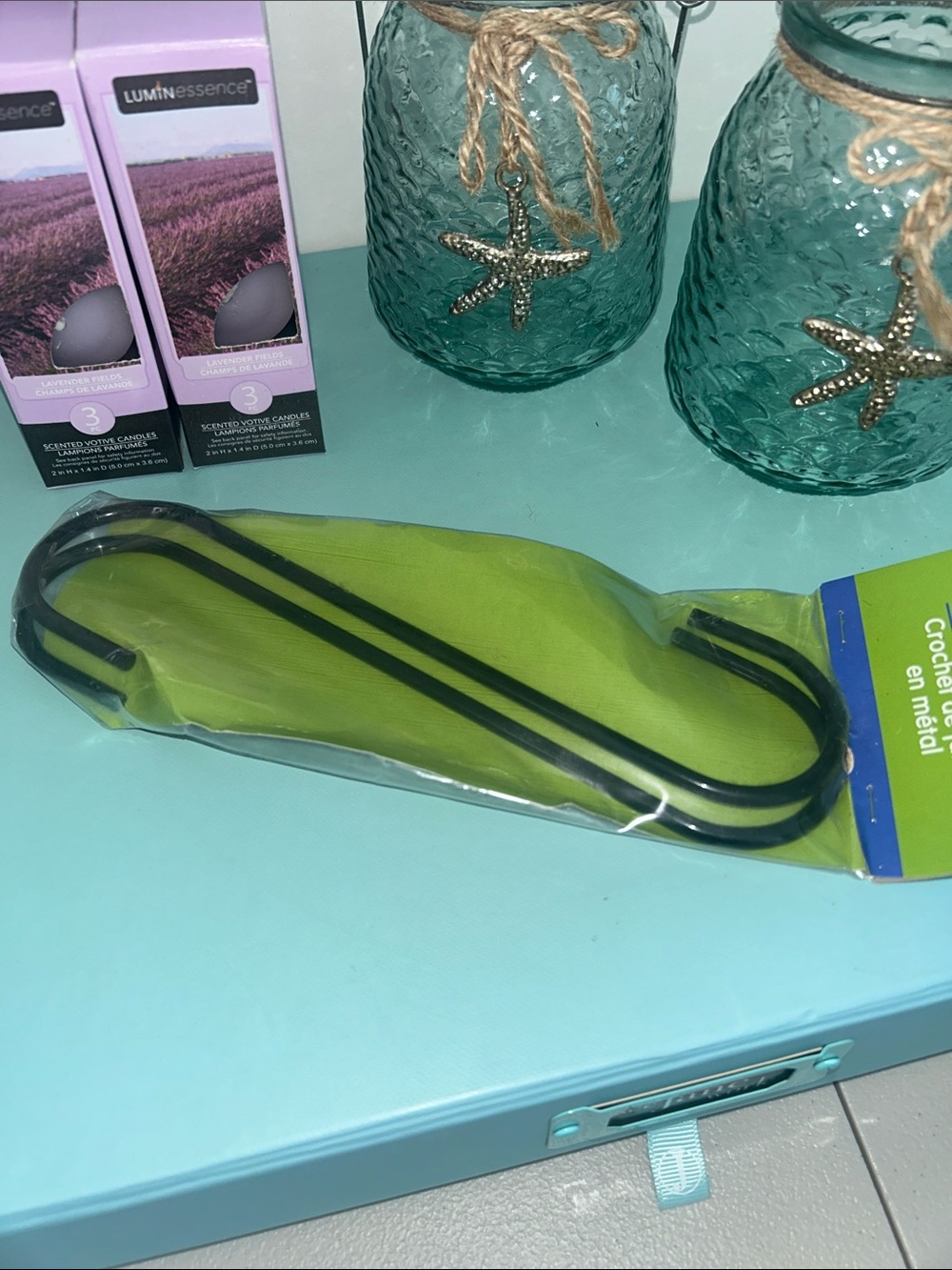 Aqua Glass Starfish Lantern Set with Lavender Candles & Metal Garden Hooks New - Picture 4 of 6